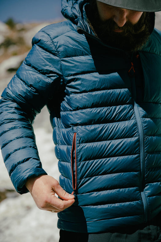 Forclaz Men's mountain and Backpacking padded and hooded jacket - MT500 14°F, Image 7 of 15